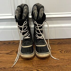 Sorel Joan of Arctic snow boots